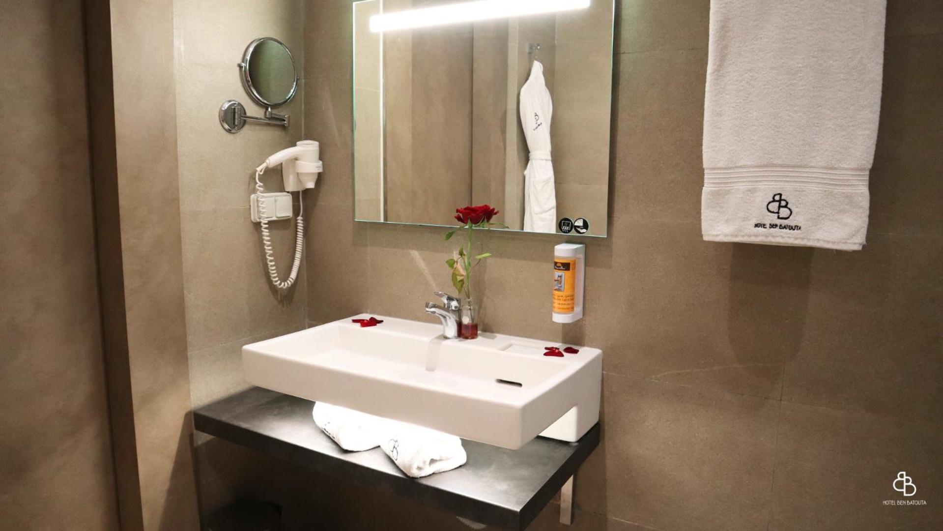 Hotel Ben Batouta - Tanger ภายนอก รูปภาพ